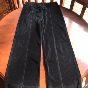 Nils sportswear black velvet pants M